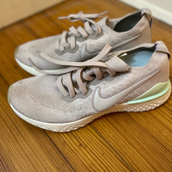 Nike Epic React - Picture 2 of 8